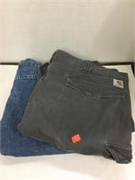 2 Pairs of Shorts Carhartt relaxed fit size