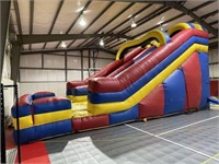 Lot 89 - Inflatable Bounce House (Slide)