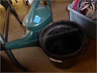 2 items: graniteware & watering can