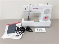 Singer Scholastic Sewing Machine (No Ship)