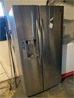 STAINLESS FRIG AND FREEZER NO FOOD