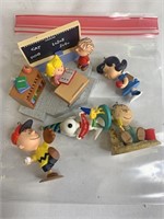 Peanuts figurines