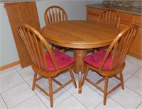 Round Pedestal Dining Table with 4 Chairs & Leaf