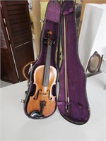ANTIQUE OLD BULL VIOLIN & BOW IN CASE