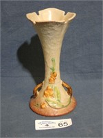 Roseville Bittersweet Bud Vase - 879-7"