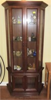1980'S CURIO CABINET WITH GLASS SHELVES