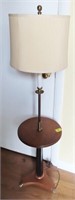 FLOOR LAMP WITH TABLE HALF WAY UP