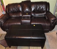 6 FT DOUBLE RECLINER WITH CUP HOLDERS AND