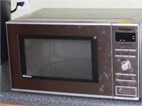 BLACK AND DECKER TOASTER OVEN AND PANASONIC