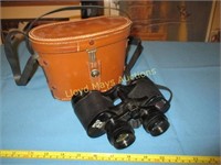 Daylite 7X35 Field Binoculars & Leather Case