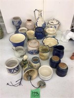 blue tone pottery