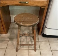 22 inch Stool