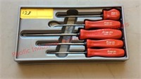 Snap on o-ring picks