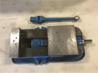 Kurt D60 Mill Vise 6" Jaw