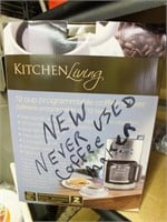KITCHEN LIVING COFFEE POT/ NEVER USED