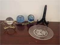 Paperweights Plus