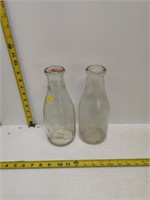 reid's & dippel's embossed milk bottles