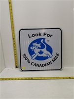 vintage look for 100% canadian milk metal sign