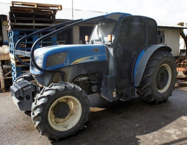 New Holland T 4050F w/Orchard Cab