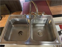 STAINLESS STEEL DOUBLE SINK WITH FAUCET