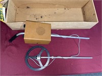 RADIO SHACK TREASURE FINDER WITH BOX