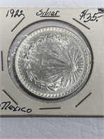1922 Silver Un Peso Mexico