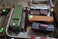 Lionel super motor tin litho train & 4 Lionel/Ives