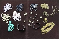 Assorted costume jewelry incl beaded necklaces, cu