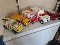 Lot 5 Vintage Trucks from 80s-90s and 1 1920