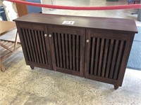 3 DOOR HALL/SOFA ACCENT CABINET