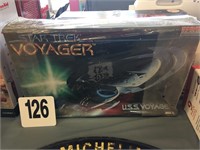 STAR TREK USS VOYAGER MODEL SEALED IN BOX