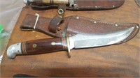 Western #W-39 Wood handled Knife w/ Sheath