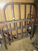 ANTIQUE IRON TWIN BED