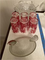 Clear glass glasses with red print, Hen on nest,