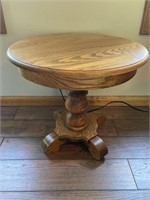 Oak in tables, top 22 1/2 inches wide by 20