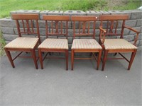 SET OF 4 DINING CHAIRS INCL CAPTAINS CHAIR