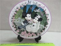 COLLECTIBLE MICKEY + MINNIE MOUSE WEDDING PLATE