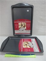 NEW WILTON COOKIE SHEETS