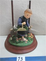 AMISH HERITAGE COLLECTION FIGURAL