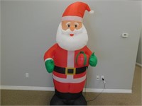110Volt Blow Up Santa Claus - 90" Tall    Tested