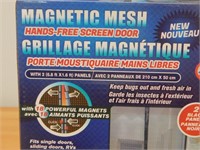 Magnetic Mesh Hands Free Screen Door - New