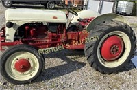 8N FORD TRACTOR