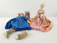 2 poupées en porcelaine vintage