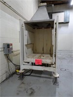 NBE Hydraulically Actuated Pallet Dumper