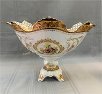 Limoges footed porcelain bowl, bol en porcelaine