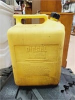 5 Gallon Diesel Gas Can