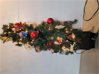 Lighted Decorated Christmas Tree GWO