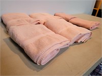 6 Pink Towels #Consigned Very Clean