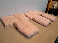 7 Pink Towels #Consigned Very Clean