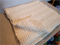 Soft Cable Styled Ivory Throw Blanket 60inLx52inW